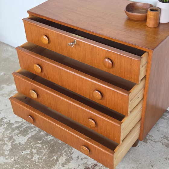 Scandinavian vintage teak Chest of drawers, 4 drawers, Wood, Brown (photo 11 of 20)