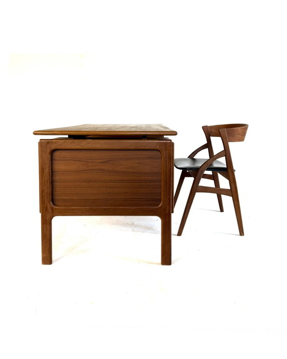 Image 1 of Vintage teakhouten vrijstaand bureau, Arne Vodder ‘60