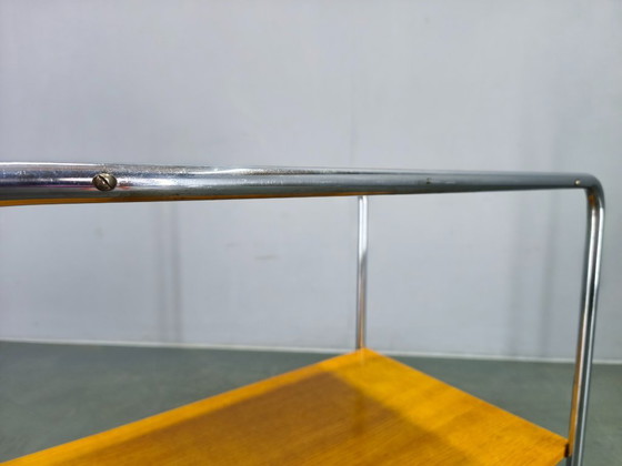 Image 1 of Mesita auxiliar de acero tubular estilo Bauhaus, inspirada en Marcel Breuer, década de 1930.