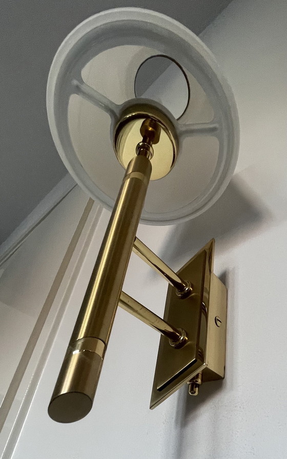 Image 1 of B+M Leuchten  Wand lamp  mat/gepolijst messing mat wit gevlamd glas  Jaren 90