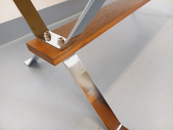 Image 1 of Vintage salontafel uit de jaren 60 en 70 van keramiek, verchroomd metaal en hout.