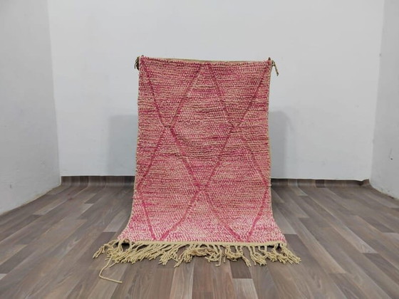 Alfombra bereber rosa de 1,6/2,5 m – Ahrend, Wool (photo 5 of 8)