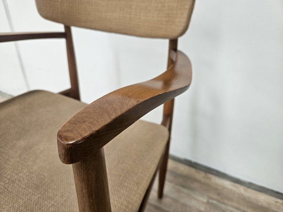 Image 1 of Zweedse fauteuil van hout met bruine stof