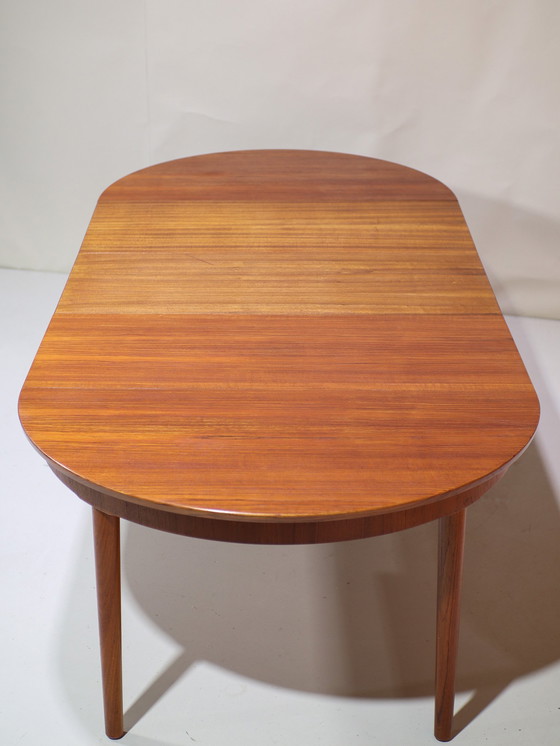 Image 1 of Table à manger ronde extensible Teck Vintage Danois