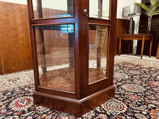 Antique hexagonal mahogany display cabinet with cut glass – Wood (photo 8 of 11)