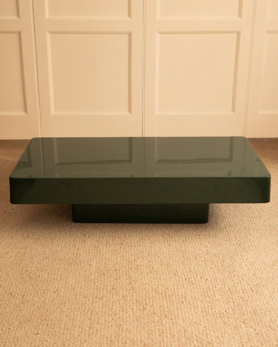 Image 1 of Green lacquered coffee tabe