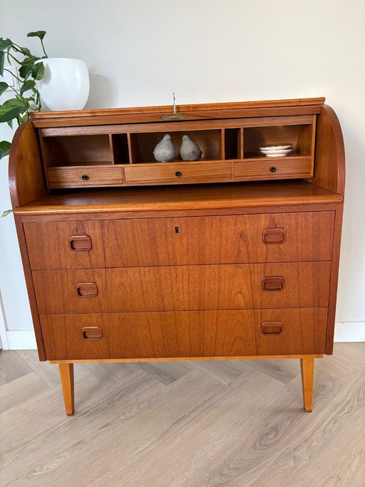 Escritorio exclusivo de Egon Ostergaard | Teca | SMI Suecia | Década de 1960