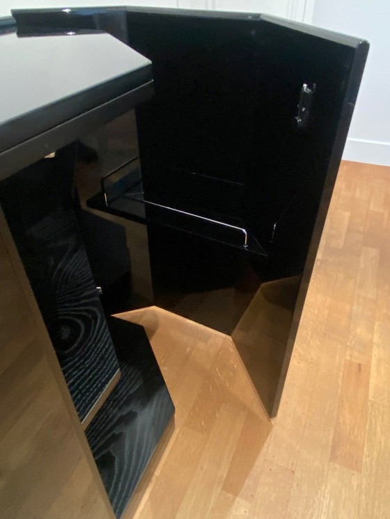 Image 1 of Cassina Bramante 3