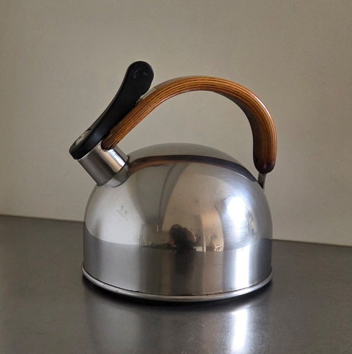 "Le Lapin" Whistling Kettle. Iconic design by Nikolai Carels.