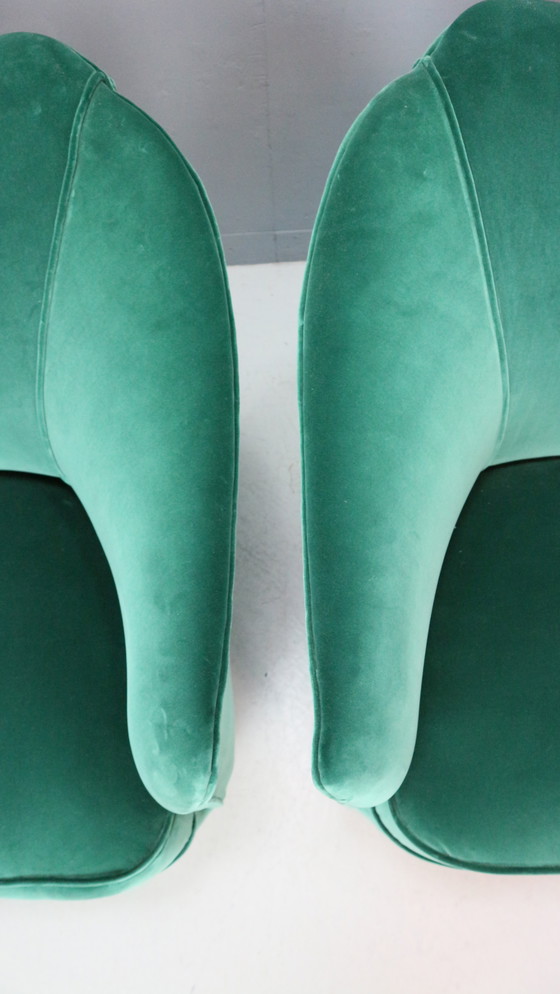 Image 1 of Pair of velvet armchairs in the style of Gio Ponti, Italy 1940s