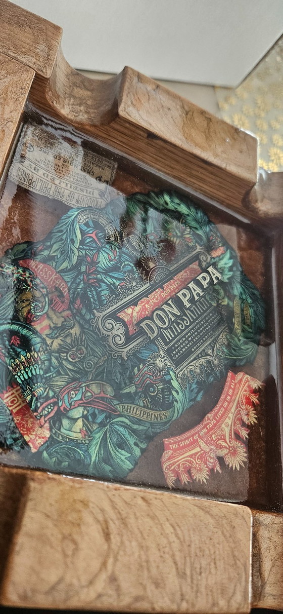 Image 1 of Handgefertigter Aschenbecher aus Eichenholz mit Epoxidharz – Individueller Zigarrenaschenbecher – Das perfekte Geschenk für die 