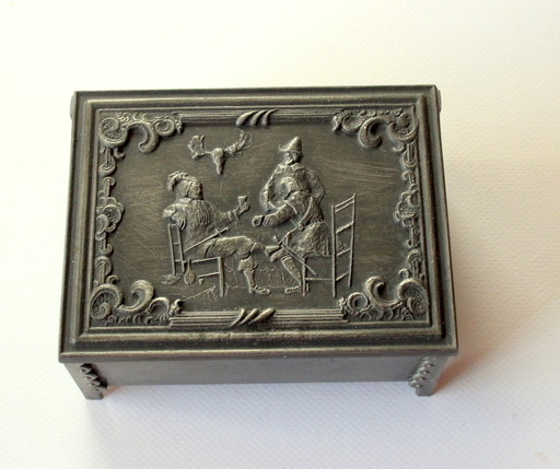 High quality pewter jewelry box, lined with wood - Vintage