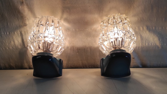 Image 1 of Apliques de pared de cristal azul y plástico - década de 1970