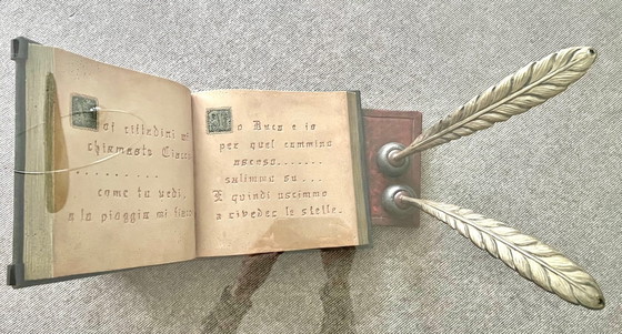 Image 1 of Tavolino da caffè, tavolino da soggiorno, tavolo di vetro, libri, piume