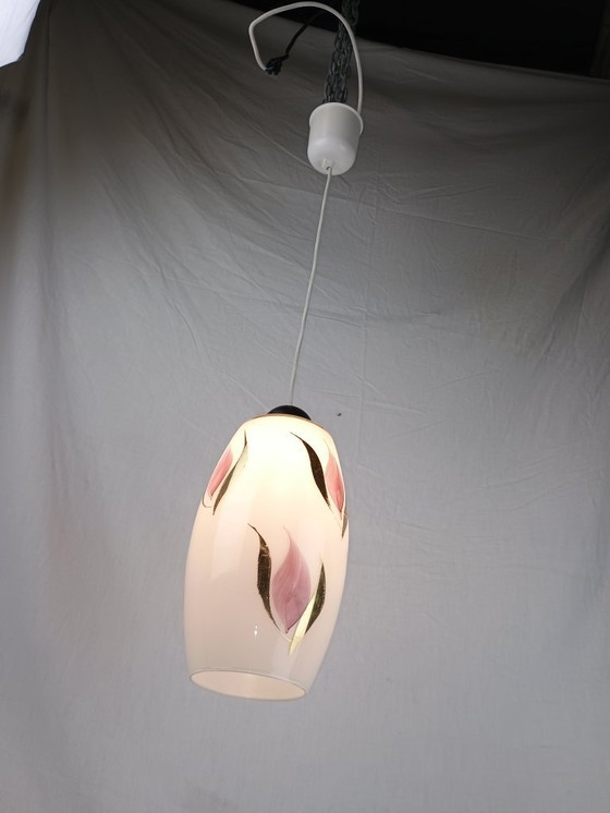 Image 1 of Mid-century hanglamp met witte, briljante bloemenkap, jaren 50, Franse vintage ARLUS