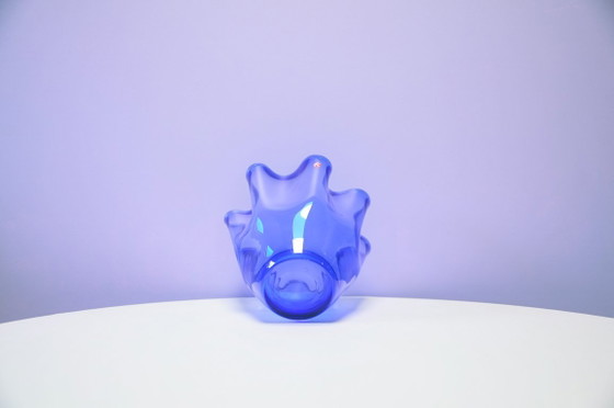 Vintage blue organic glass vase, Scandinavian (photo 4 of 5)