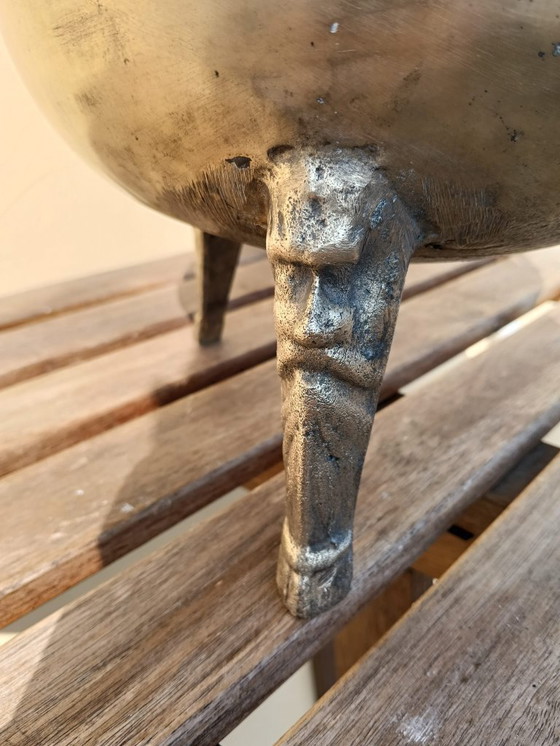 Image 1 of Tripod cauldron in brass, late 19th century Austria