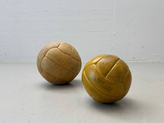 Image 1 of Very rare vintage leather ball, solid ball (medicine ball), 1.500 kg, 1960s
