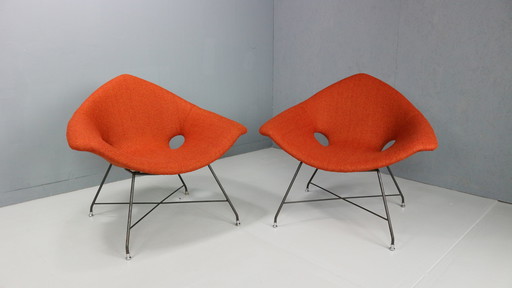 Paire de rares fauteuils, Augusto Bozzi pour Saporiti, années 1950. Nouvellement tapissées