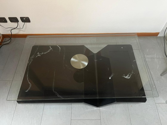 Image 1 of Table basse en marbre et verre des années 1960-1970, design inspiré de l'ère spatiale.