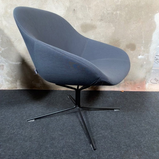 Image 1 of Artifort Beso Lounge