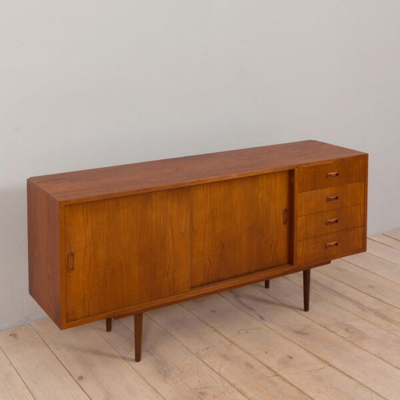 Image 1 of Klassiek Deens laag dressoir in teak, jaren 1960