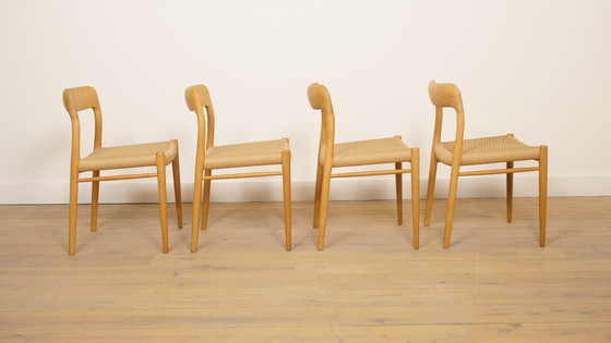 Image 1 of 4 sedie da pranzo vintage | Niels Otto Møller | Modello 75 | Rovere