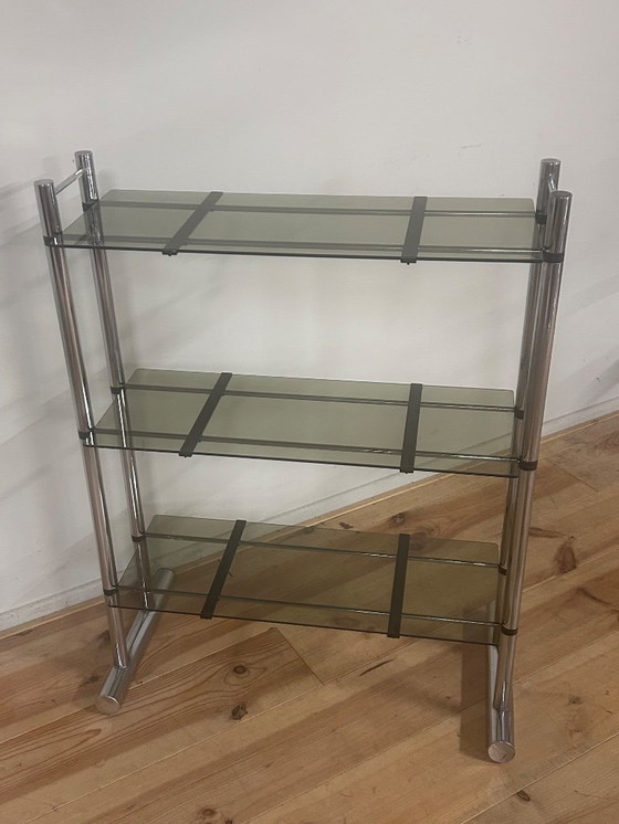 Image 1 of Portaoggetti anni Settanta in cromo con vetro fumé