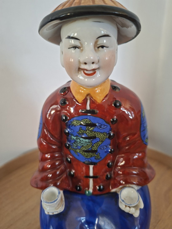 Image 1 of Beautiful Chinese Porcelain Statue - Emperor (28 cm)