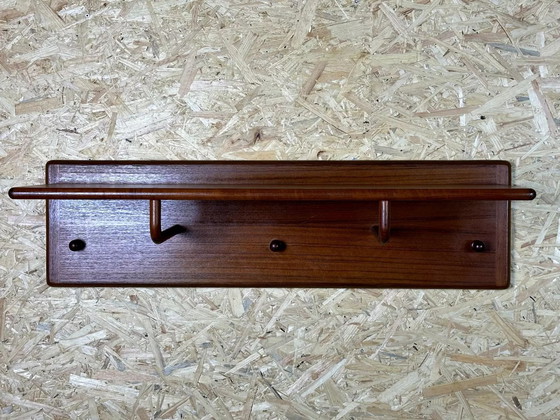 Image 1 of 60er 70er Jahre Garderobe Wandgarderobe Teak von Vildbjerg Møbelfabrik Denmark