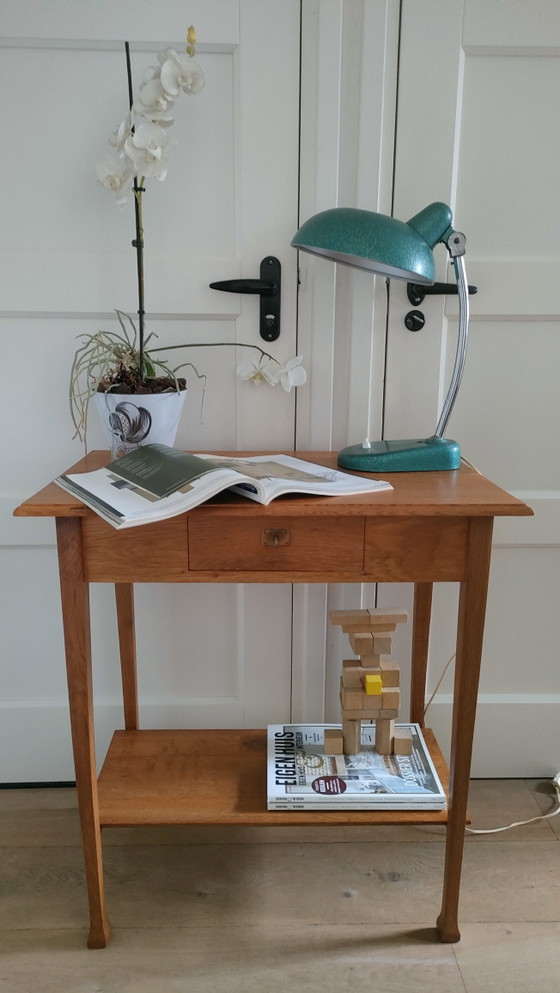 Image 1 of Antieke sidetable art deco tafel vintage tafeltje eiken