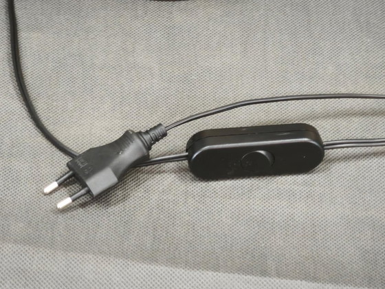 Paar italienischer Tischlampen aus geätztem Glas, Chrom und Holz, 1950er Jahre – Metal (photo 4 of 9)