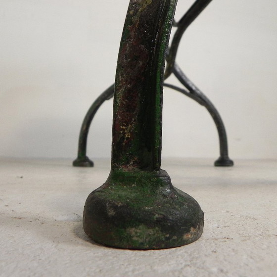 Image 1 of Table de bistro en acier, table de jardin à profil en T incurvé, années 1950