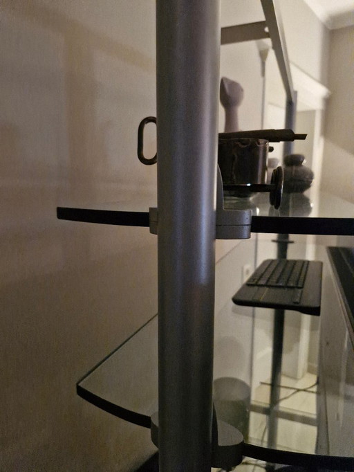 Freestanding rotating TV column