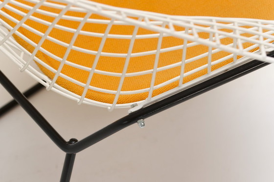 Image 1 of Chaise Diamond - Coussin d'assise jaune - Harry Bertoia