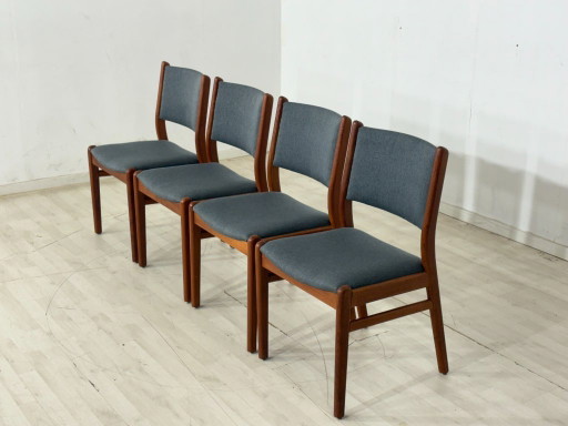 Prachtige vintage eetkamerstoelen / stoelen uit het midden van de vorige eeuw – jaren 60