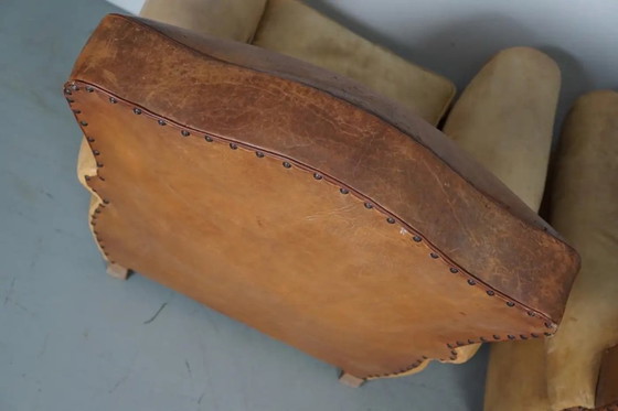 Image 1 of Coppia di poltrone da club francesi in pelle color cognac con schienali a baffo, anni '40