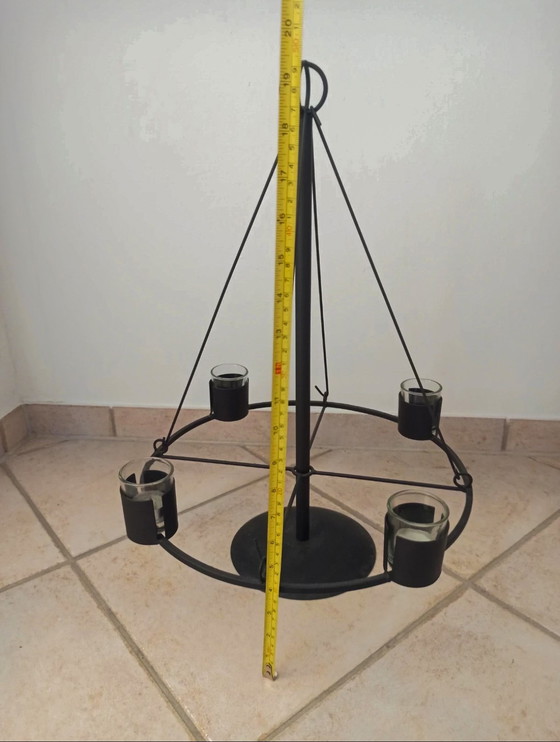 Image 1 of Porte-bougie flottant vintage en métal noir pour 4 bougies chauffe-plat | Idéal comme couronne de l'Avent