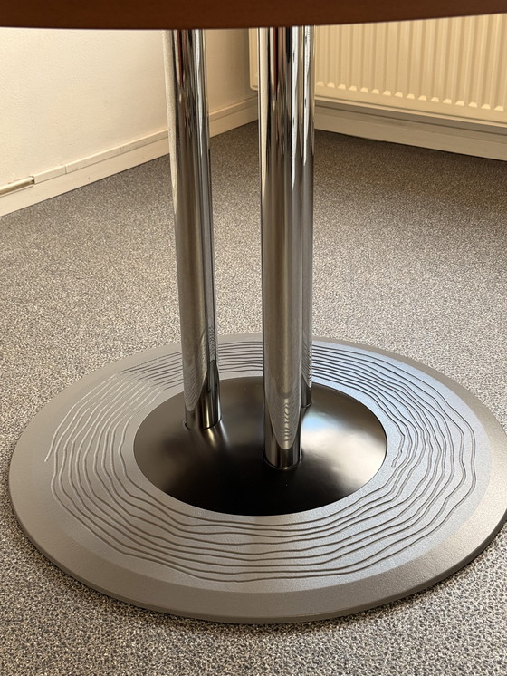 Image 1 of Leolux Trias Tafel