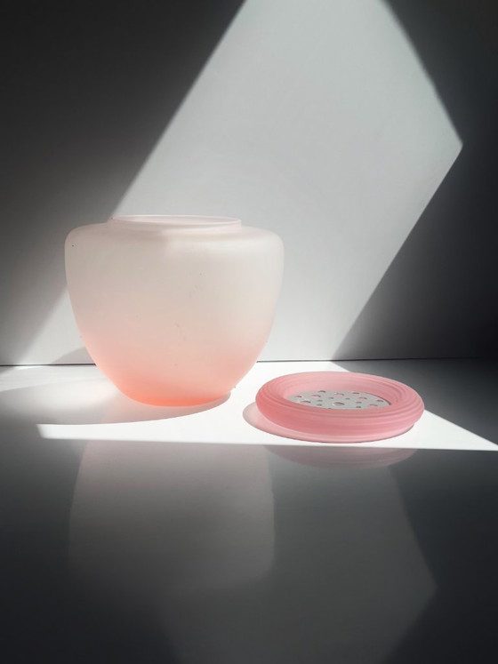 Vaso in Vetro Rosalin Vintage IVV Italia con Inserto per Fiori, Soffiato a Mano, Vetro Rosa Satinato – Vasi (photo 3 of 5)