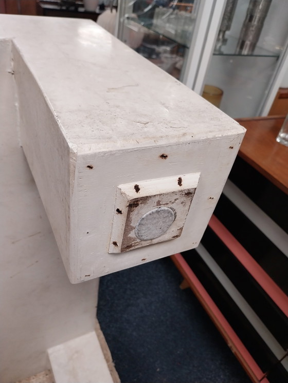 Image 1 of 1 x 1970's Italiaanse salontafel afgewerkt met travertin 100 x 100cm