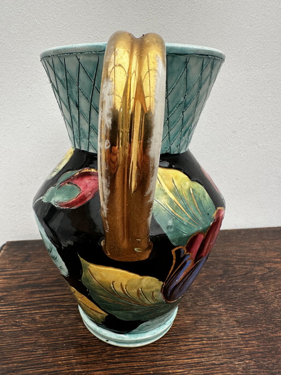 Image 1 of Vaas gesigneerd JTF Vallauris - h 20 cm - Vintage gebeiteld en beschilderd decor