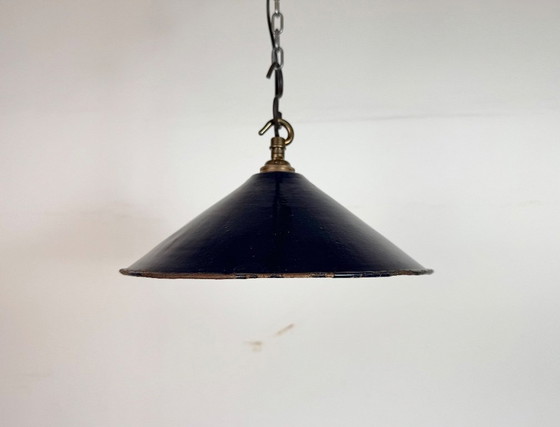 Image 1 of Lampada a sospensione industriale in smalto blu scuro, stile britannico, anni '50