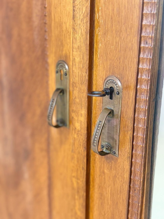 Art Nouveau wardrobe | linen cupboard | oak, circa 1920, with mirror | German design – Wood (photo 10 of 12)