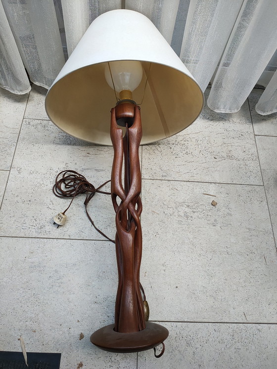 Image 1 of Lámpara de mesa de madera de teca