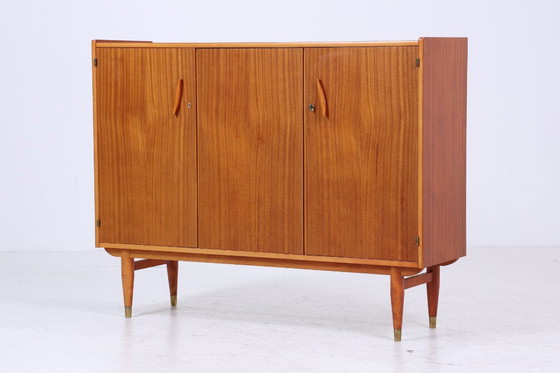 Image 1 of Bellissima credenza d'epoca anni '60 - Mid Century - armadio a cassetti in legno #04-76