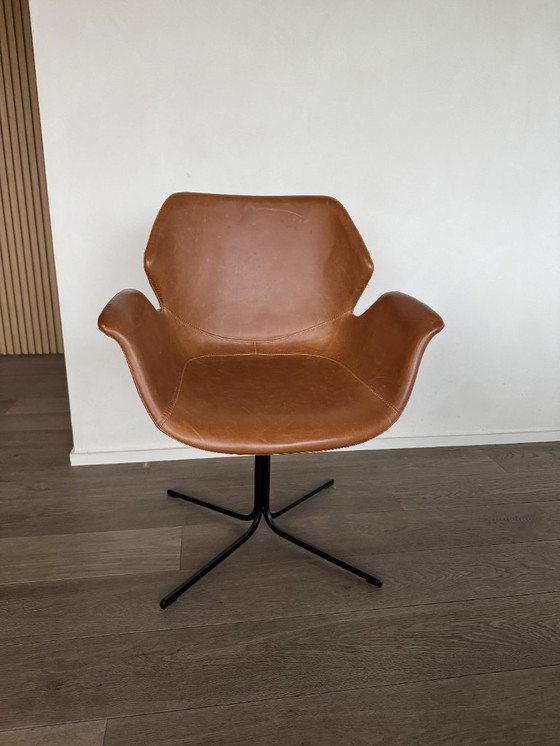 Image 1 of Pure - Sedia da pranzo Nikki con braccioli marrone