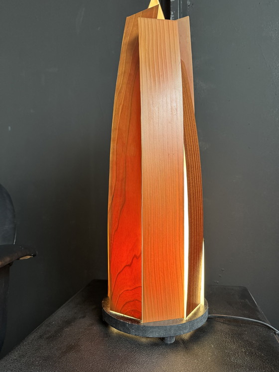 Image 1 of Lámpara de listones de madera de estilo escandinavo