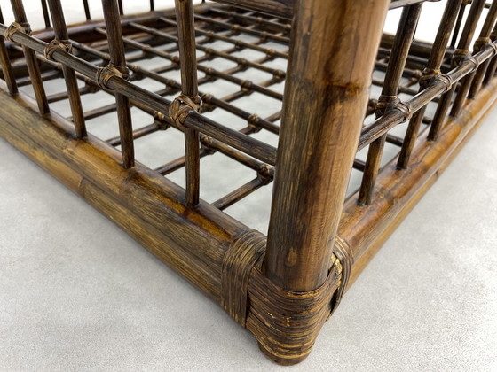 Image 1 of Table basse vintage en bambou avec plateau en verre