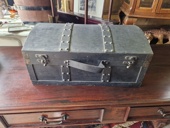 Image 1 of Schöne Aufbewahrungsbox aus Holz